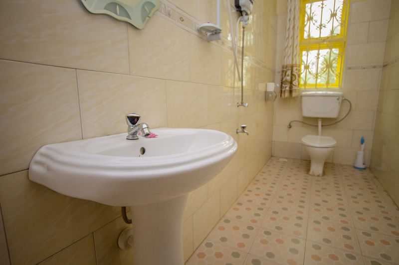 Heras Country Resort Kabale Экстерьер фото