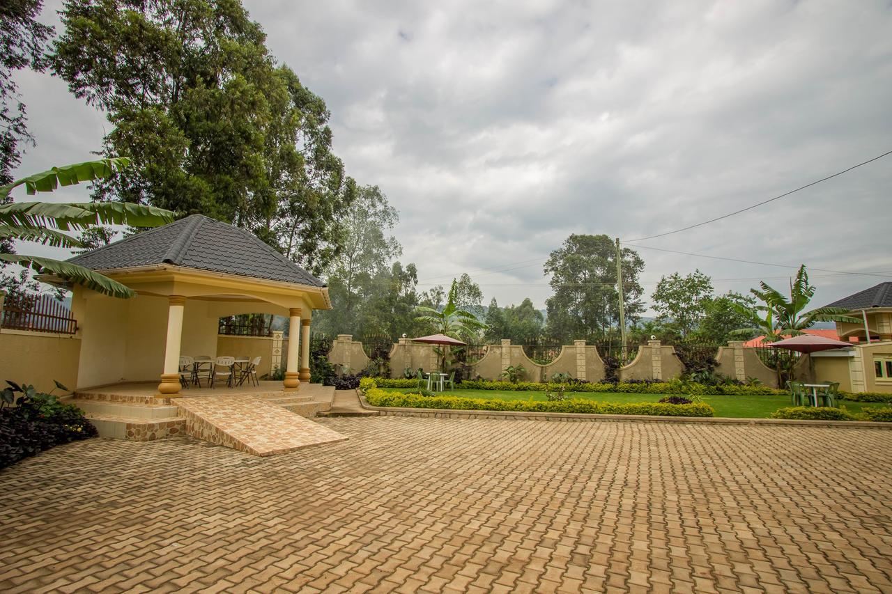 Heras Country Resort Kabale Экстерьер фото