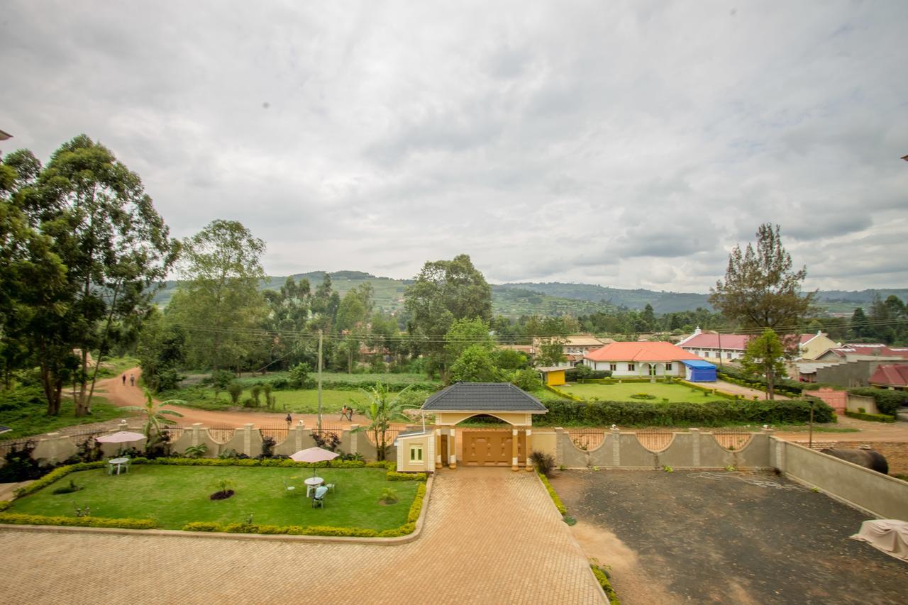 Heras Country Resort Kabale Экстерьер фото